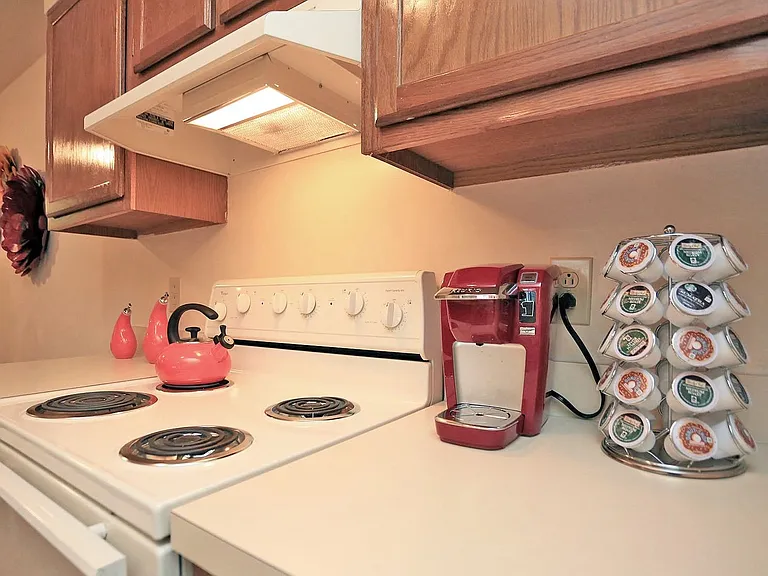 Pembroke Crossing Apartments (825 Crossing Court #103, Virginia Beach, VA 23455) — Photo 36