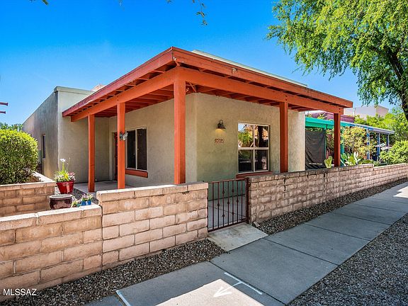 3rd image of 5217 S Civano Blvd