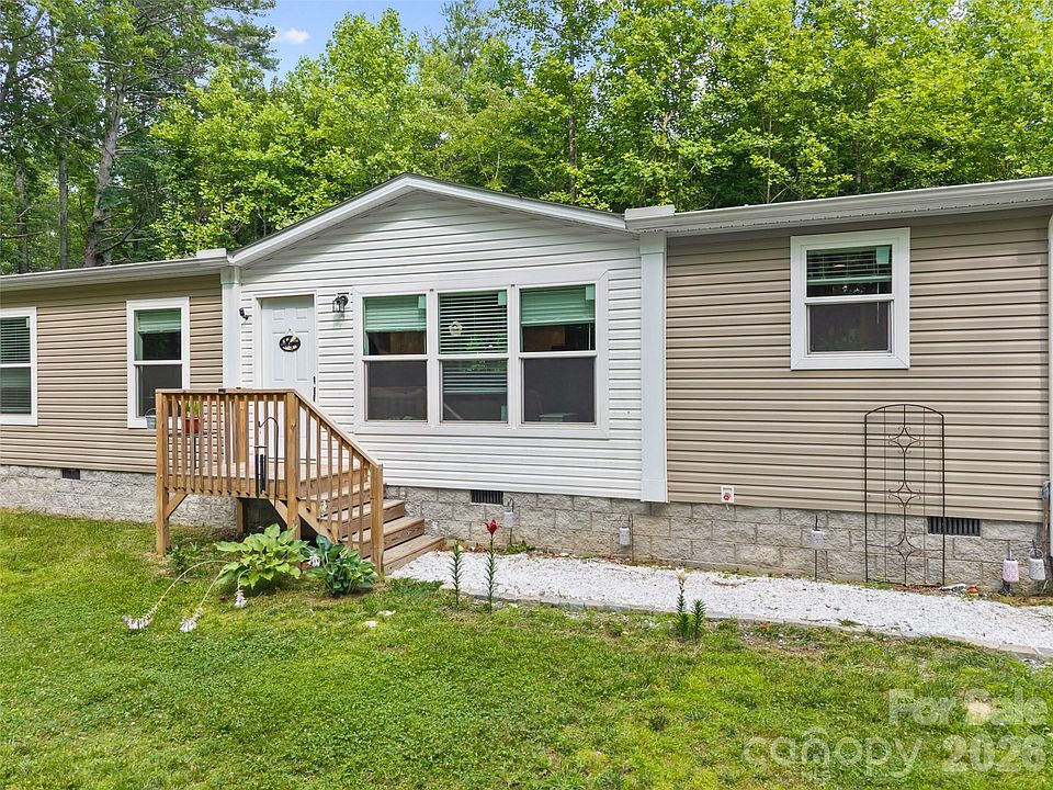 1st image of 64 Tupper Ln
