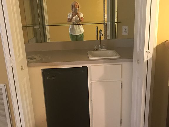 Wet Bar off Dining Room