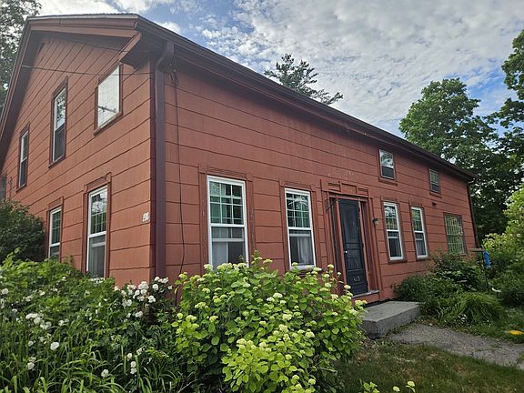 2nd image of 43 Summer St