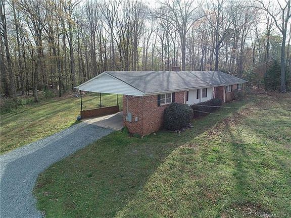 5th image of 124 Greendale Dr