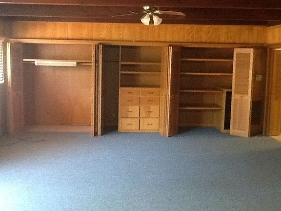 5th image of 1131 W Mariposa Ave