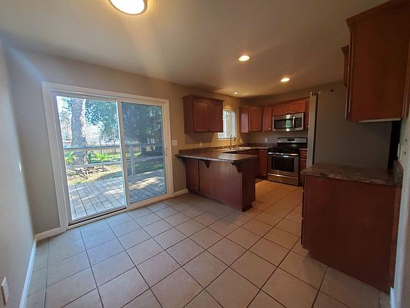 4th image of 2895 Kenco Ave