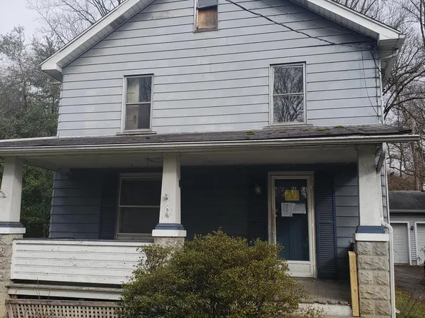 1121 Manor Rd, Coatesville, PA 19320