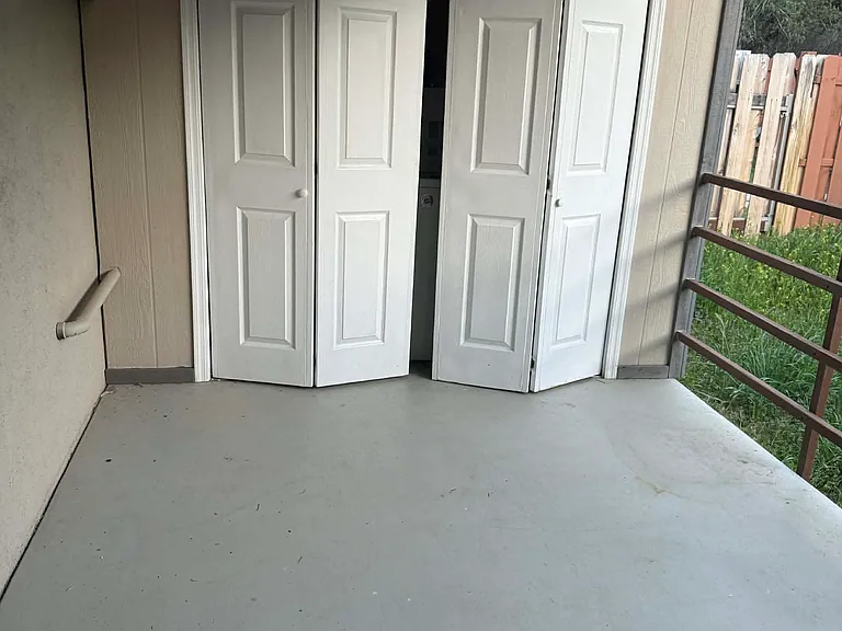 washer dryer hookup area