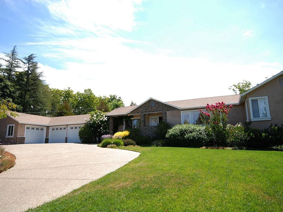 2nd image of 4041 Walnut Blvd