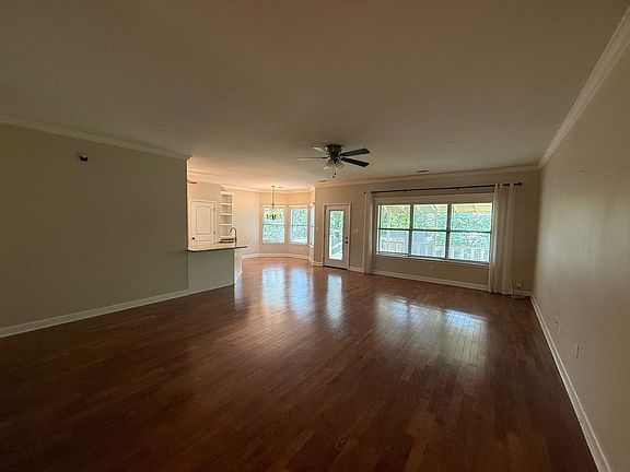 4th image of 8705 Wingate Dr