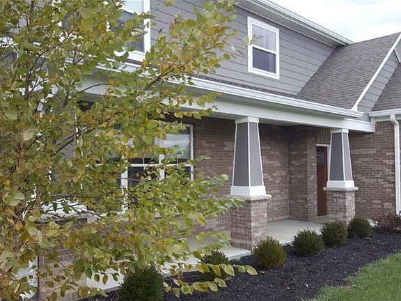 3rd image of 1486 N Manchester Dr