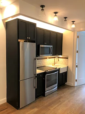 Rented by Brooklyn Group | media 14