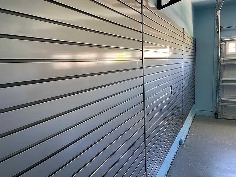 1251 Middlecrest Dr — Photo 2