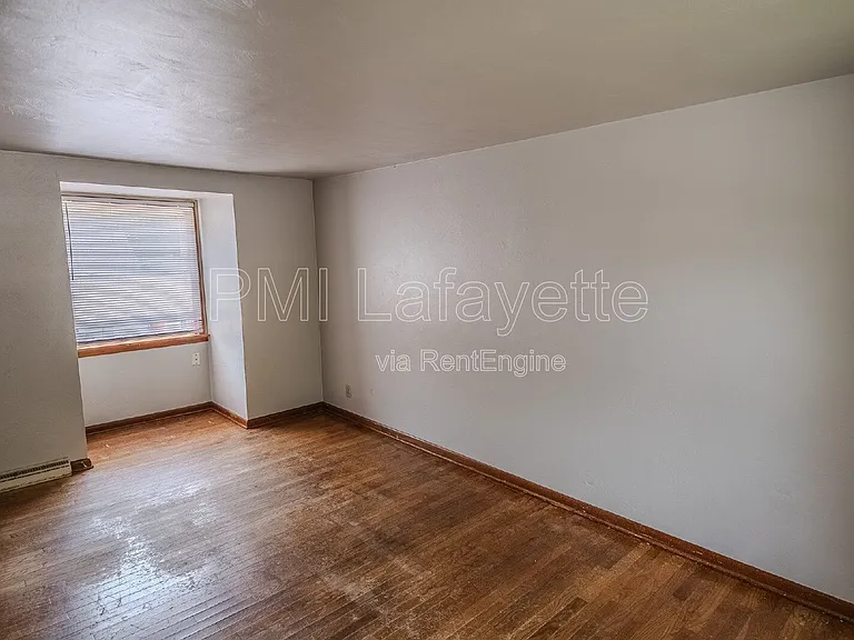 442 Lamplighter Ln — Photo 9