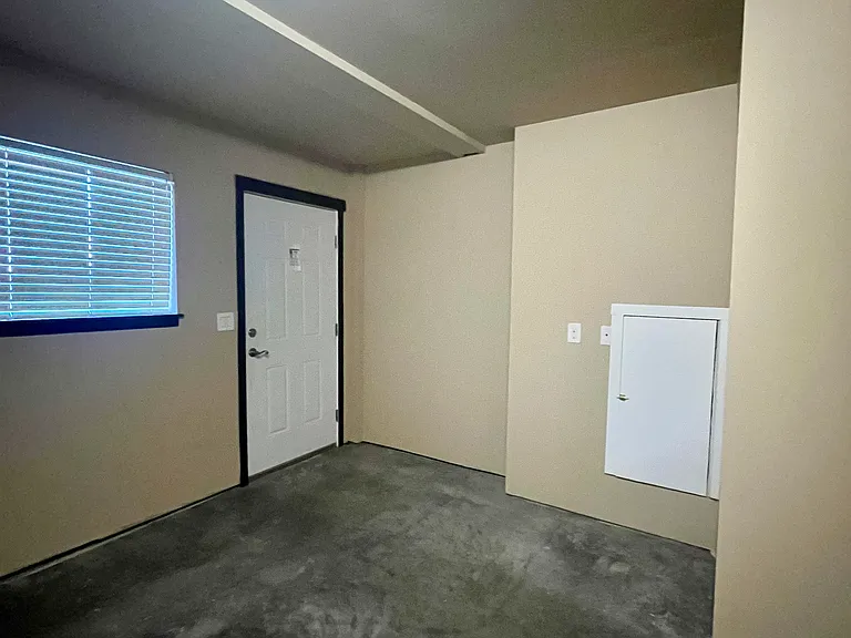 16008 3rd Pl S #C — Photo 4