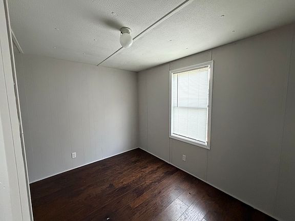 5th image of 4005 Ivy Ave