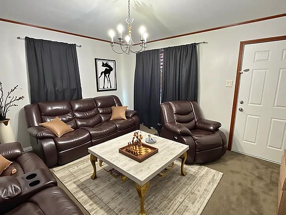 4th image of 3455 Oak Forest Ave
