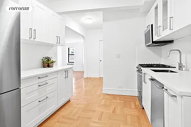 225 West 25th Street, #4H