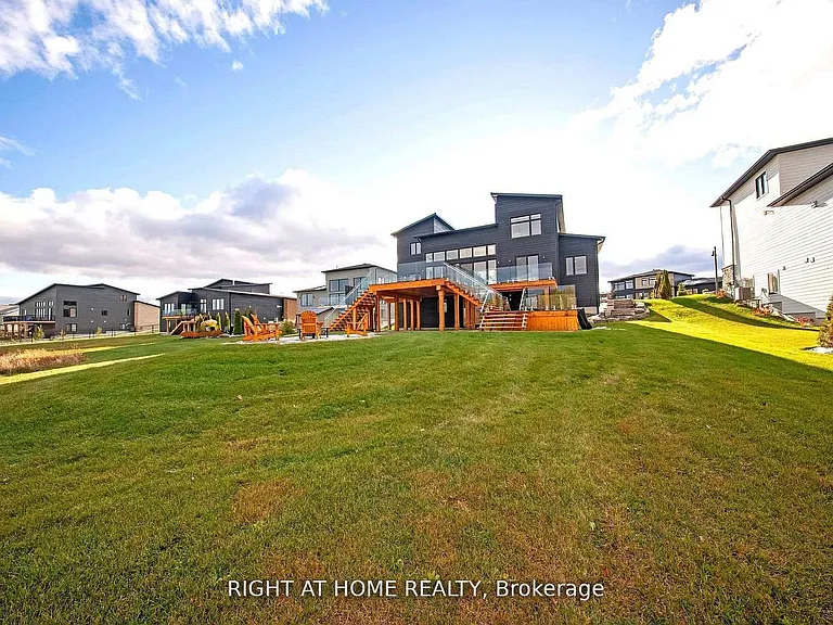 101 Sladden Ct — Photo 45