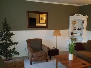 14 N Main St, Naperville, IL 60540