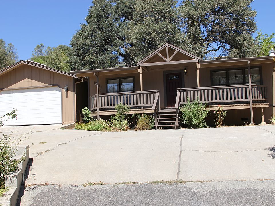 1st image of 17191 Valley Oak Dr