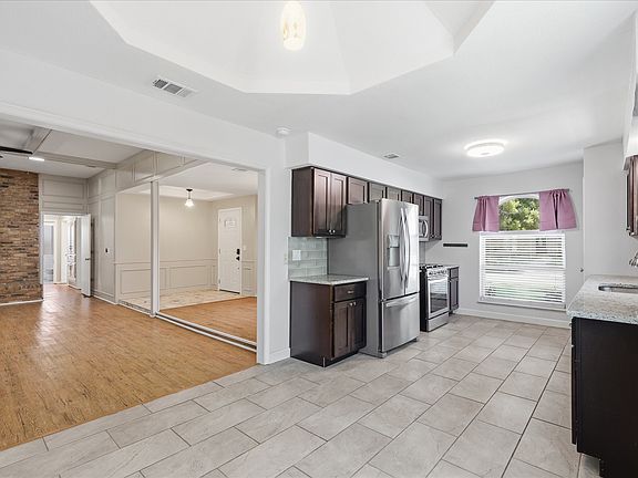 5th image of 1617 Cherbourg Dr