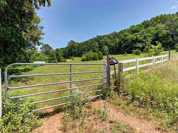 4th image of 7405 Bent Rd
