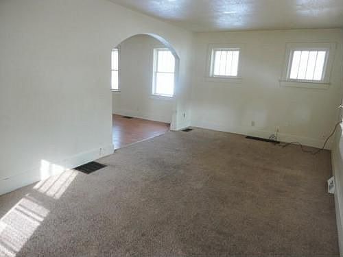 2nd image of 1068 Charles St