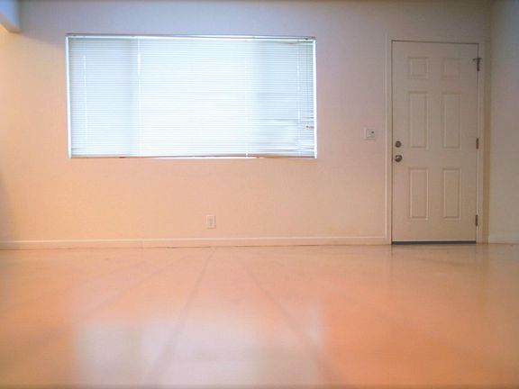 5th image of 483 Hawthorne Ave