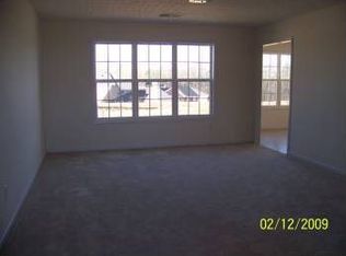 568 Taylor Dr, Loganville, GA 30052