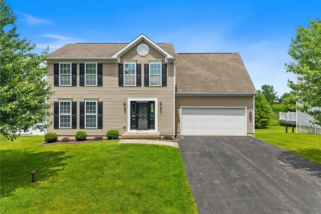 Bingley Ln, Clay — Photo 1