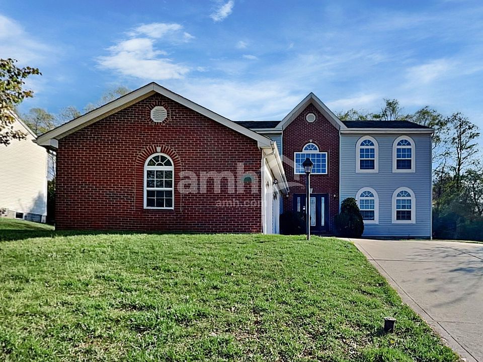 1st image of 80 Simsbury Ct