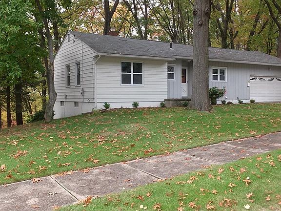 5th image of 160 The Brooklands Ave
