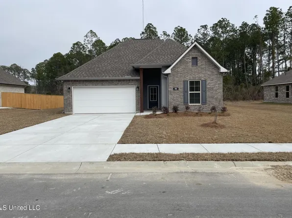 802 Ahoy Dr, Biloxi, MS 39532