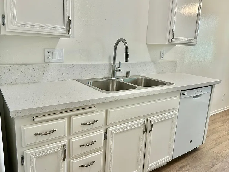 Monte Vista Townhomes — Photo 31