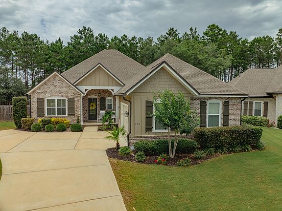 2nd image of 456 Meadow Lake Dr