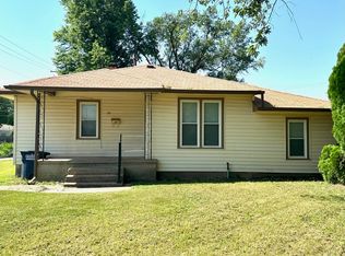 229 E Hickory Ave, Enid, OK 73701