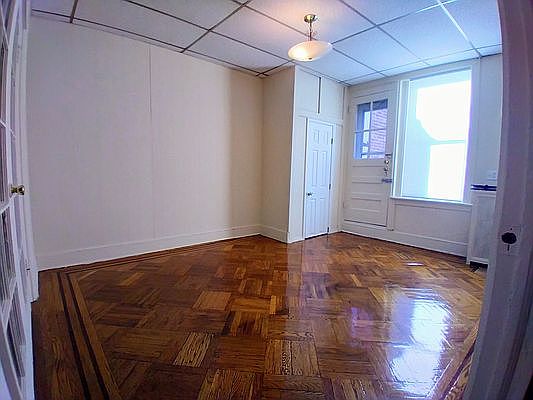 3rd image of 5606 Avenue N #1