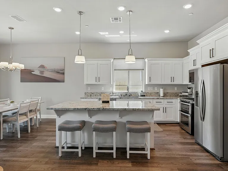 Kitchen/dining