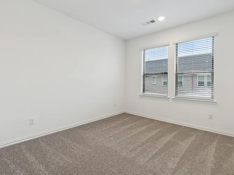 2845 Maidenhair Ln — Photo 28