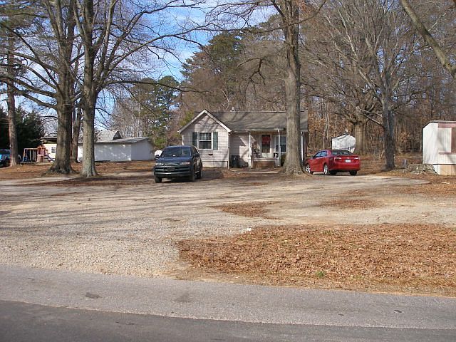 1st image of 448 Church Ave