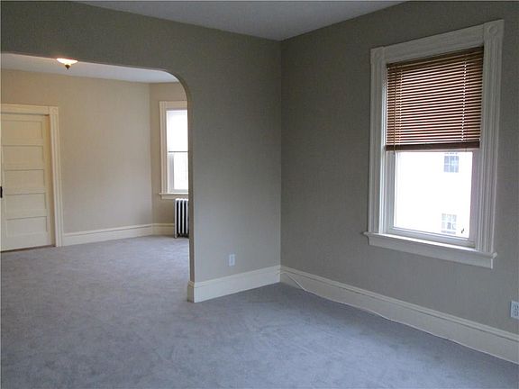 5th image of 57-59 Waterman Ave