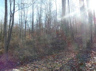 10122 E Dobson Rd, Bloomfield, IN 47424