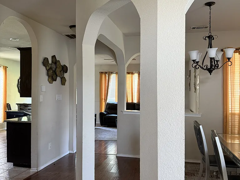 5804 Melanie Ct — Photo 11