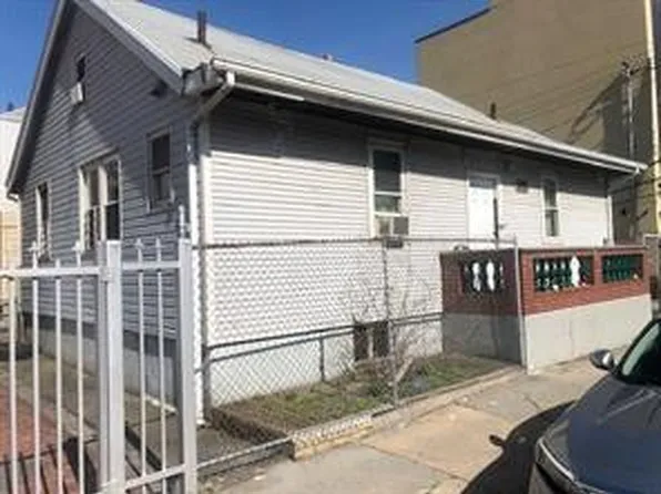 46 Brighton 1 Pl, Brooklyn, NY 11235