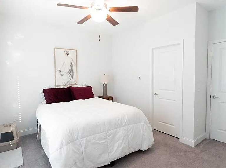609 Riverside Dr — Photo 6