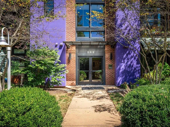 202 Douglas Ave APT 3D, Charlottesville, VA 22902