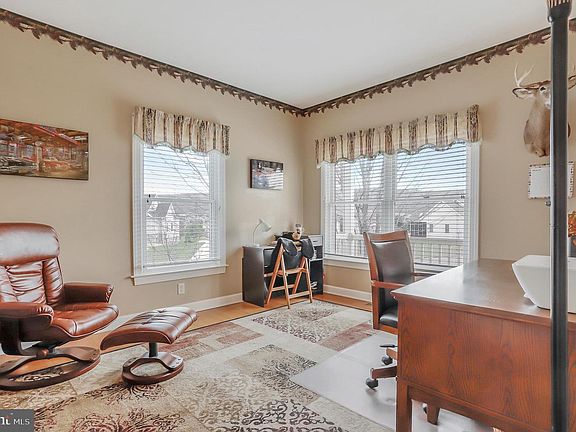 5th image of 7142 Seminole Way
