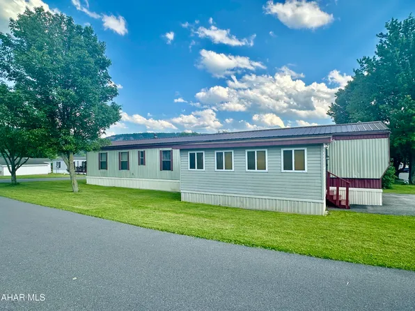 211 Allen Ln, Duncansville, PA 16635