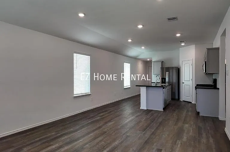 6115 Grove Of Pines St — Photo 7