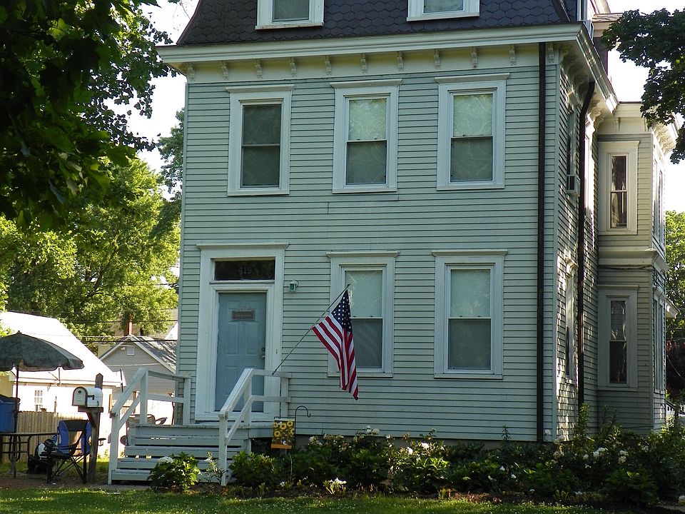 Front view- foyer entrance