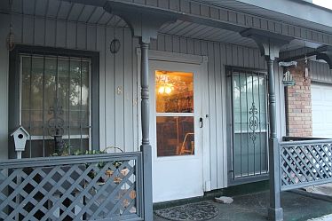 1st image of 815 Park Bnd